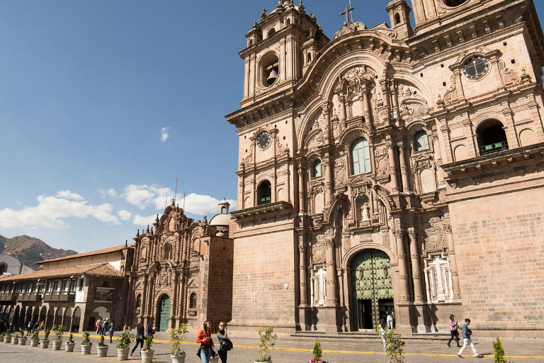 Iglesia en Cusco, cusco peru, catedral cusco, compañía de Jesus en Cusco